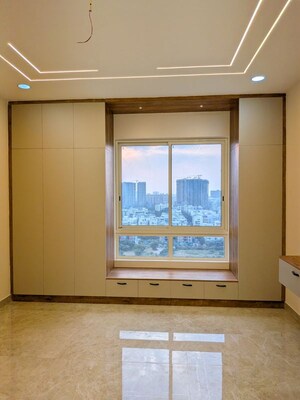 Room in 3 BHK Apartment at Aurobindo Kohinoor, Serilingampally – for Rent