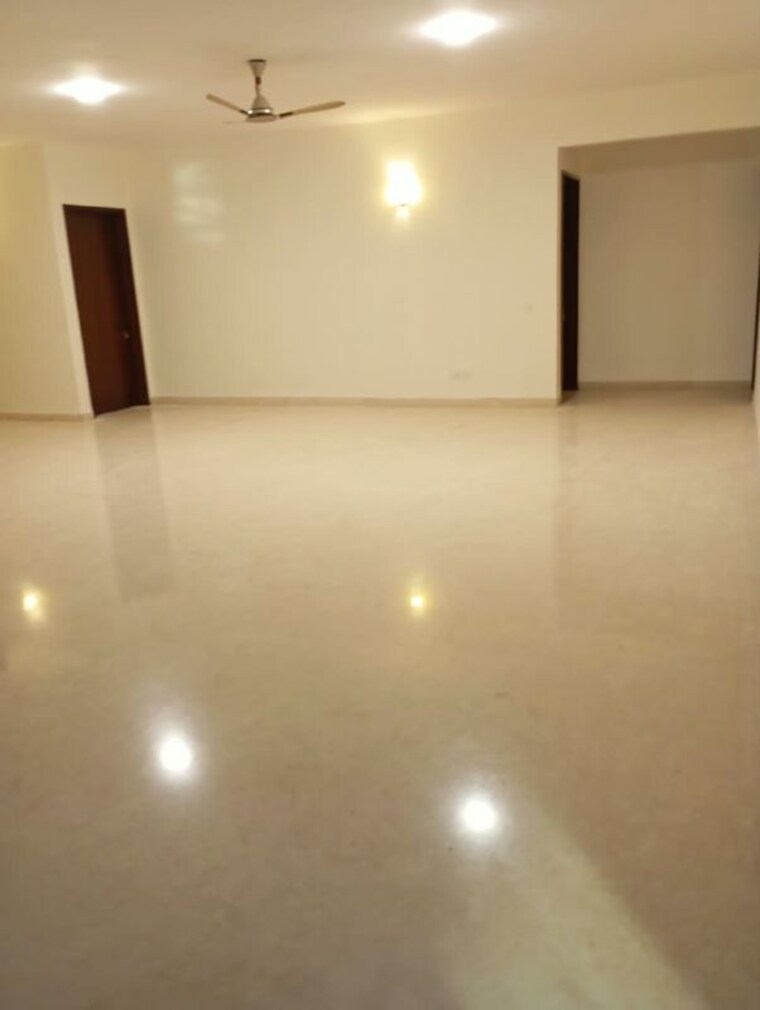Room, brigade-rhapsody 4 Bedroom 4730 Sq.Ft. Apartment In Palace Road Bangalore 10777287