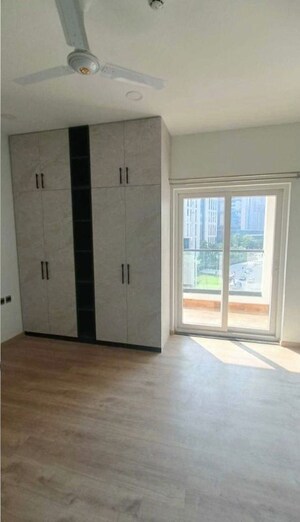 Room in 2.5 BHK Apartment at Sumadhura The Olympus, Financial District – for Rent