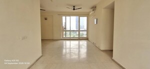 Room in 3 BHK Apartment at Unitech Fresco, Sector 50 – for Rent