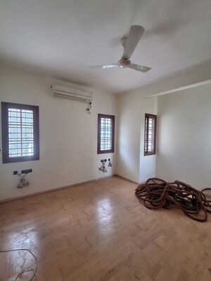 Room in 4 BHK Independent House at Rt Nagar – for Rent