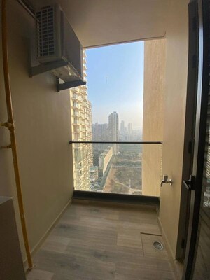 Bathroom in 3 BHK Apartment at M3M Skywalk, Sector 74 – for Sale