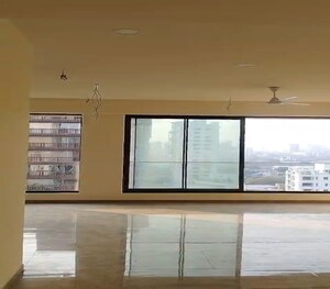 2 BHK Apartment For Sale in Shantiniketan Apartments Matunga, Matunga East