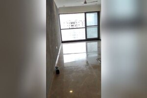 Room in 3 BHK Apartment at The Park Residency Andheri, Andheri West – for Sale