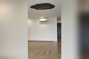 Bathroom in 3 BHK Apartment at The Park Residency Andheri, Andheri West – for Sale
