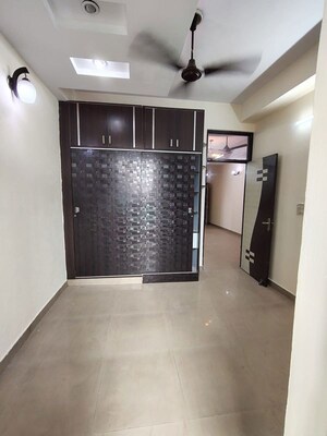2 BHK Builder Floor For Rent in Indrapuram