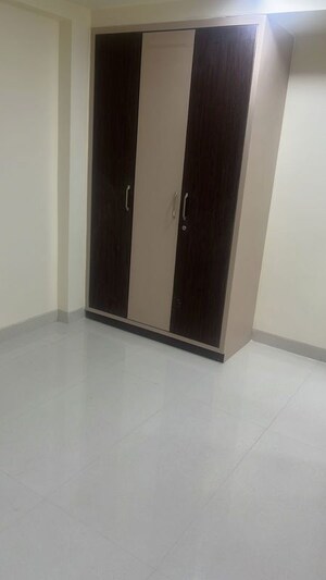 Room in 3 BHK Apartment at Balji Urban Park, Mansarovar – for Rent