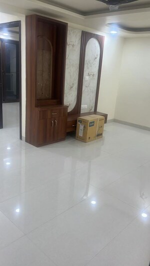 Bathroom in 3 BHK Apartment at Balji Urban Park, Mansarovar – for Rent