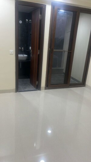 Room in 3 BHK Apartment at Balji Urban Park, Mansarovar – for Rent