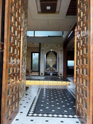 Building Lobby in 5 BHK Independent House at Sirsi – for Rent
