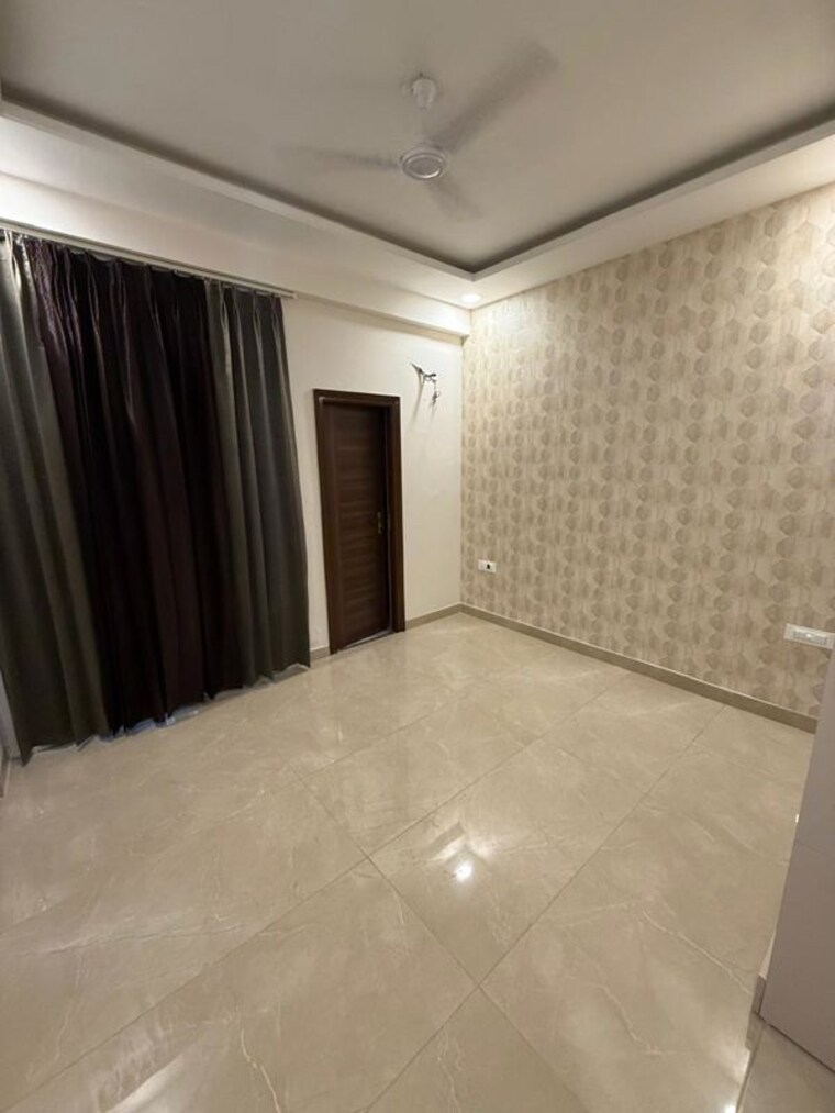 Room, hlp-palmillas 3 Bedroom 1450 Sq.Ft. Apartment In Vip Road Zirakpur 10777462