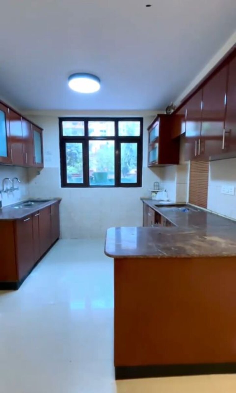 Kitchen, rishabh-platinum 3 Bedroom 1872 Sq.Ft. Apartment In Indrapuram Ghaziabad 10777474