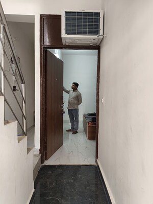 Staircase in 1 RK Builder Floor at Sector 40 – for Rent