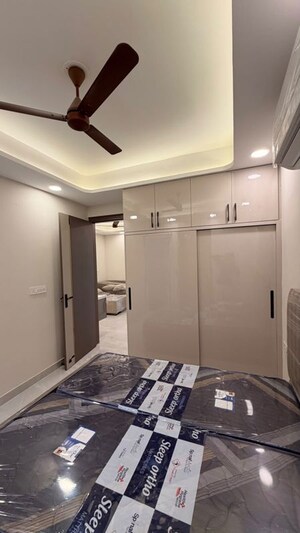 Kitchen in 2 BHK Builder Floor at Sector 40 – for Rent