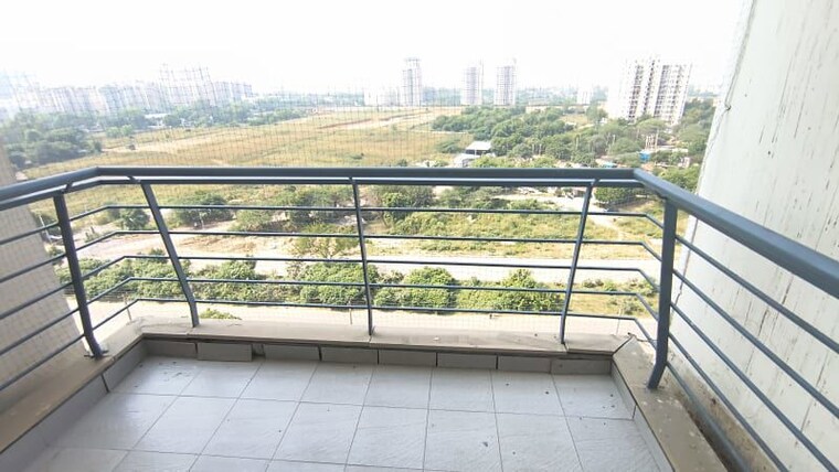 Balcony, godrej-oasis 2 Bedroom 1616 Sq.Ft. Apartment In Sector 88a Gurgaon 10777496
