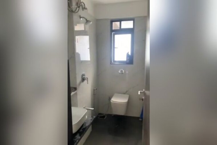 Bathroom, dev-leo-tower 2 Bedroom 670 Sq.Ft. Apartment In Oshiwara Mumbai 10777495