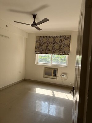 Room in 2.5 BHK Apartment at BPTP Park Prime, Sector 66 – for Sale