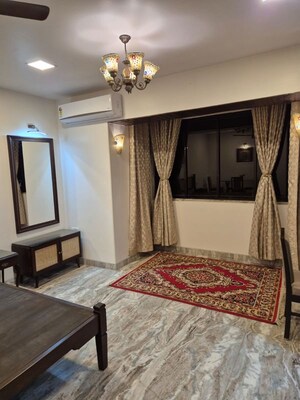 Bedroom in 1 BHK Apartment at Breach Candy – for Rent