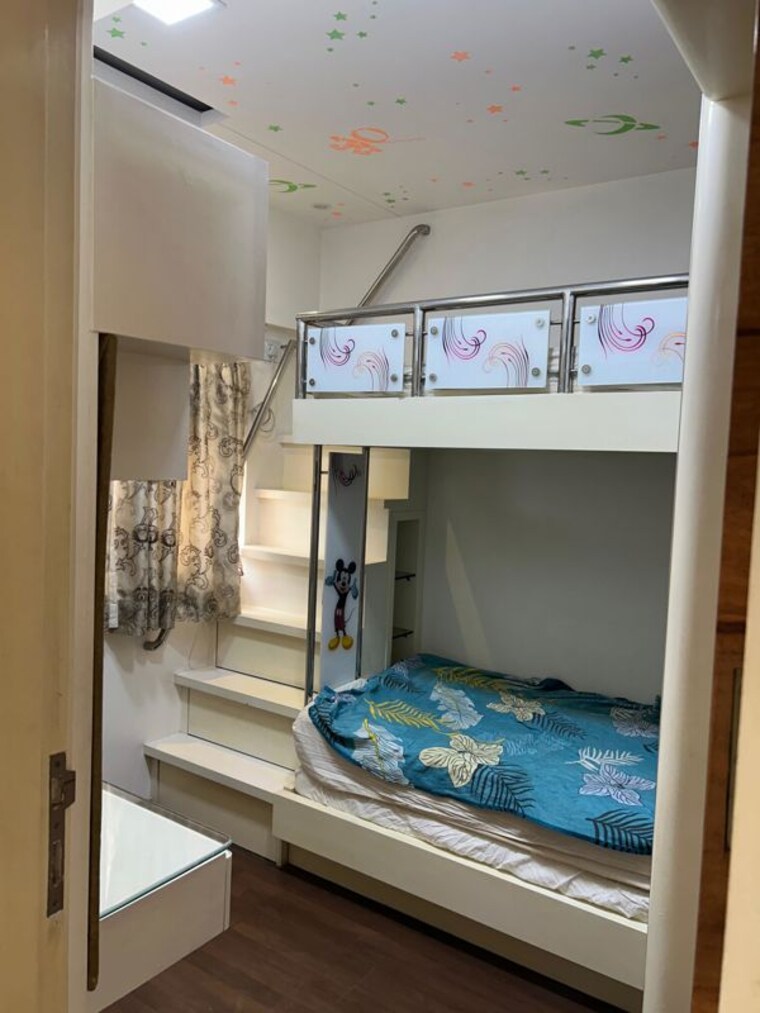 Room, lodha-tiara 2.5 Bedroom 820 Sq.Ft. Apartment In Ghodbunder Road Thane 10777571