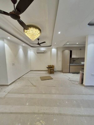 Bathroom in 3.5 BHK Builder Floor at Sector 57 – for Rent