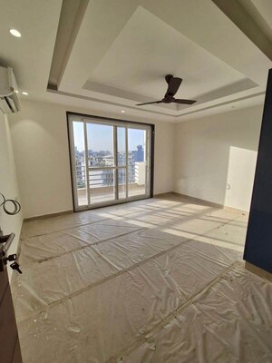 Bedroom in 3.5 BHK Builder Floor at Sector 57 – for Rent