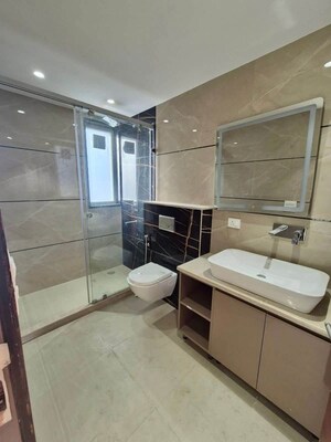 Kitchen in 3.5 BHK Builder Floor at Sector 57 – for Rent