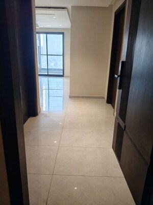 Room in 3 BHK Apartment at Sector 82 A – for Rent