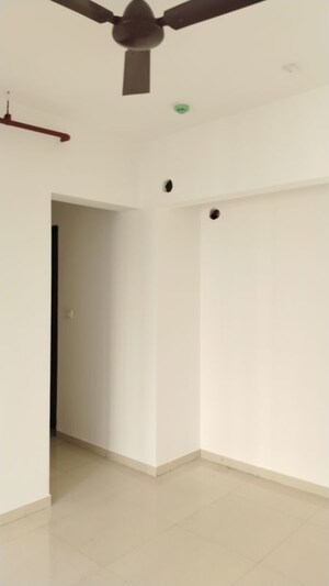 Room in 3 BHK Apartment at Runwal My City Phase II Cluster 05, Dombivli East – for Rent