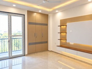 Room in 3 BHK Builder Floor at BPTP District 3, Sector 85 – for Sale
