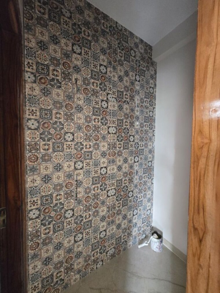 Attached Bathroom, sahastradhara road 3 Bedroom 133 Sq.Yd. Independent House In Sahastradhara Road Dehradun 10777617