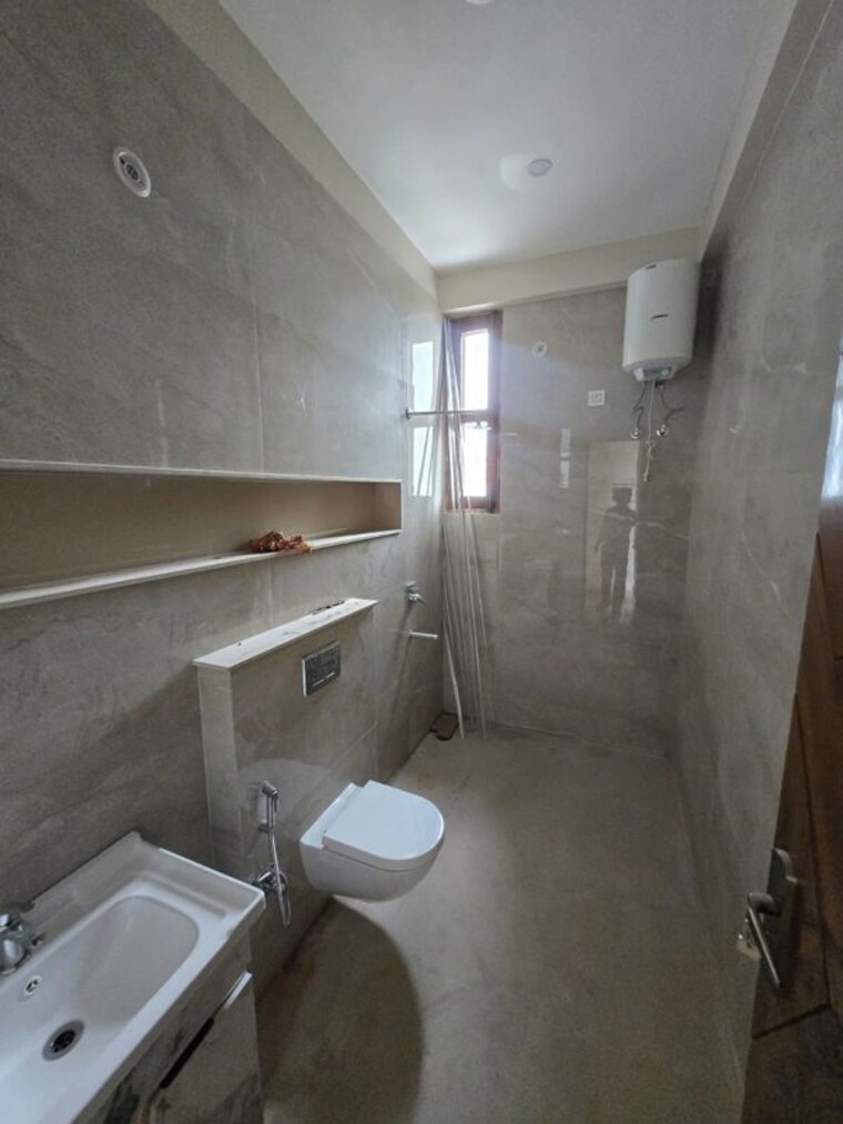 Bathroom, sahastradhara road 3 Bedroom 133 Sq.Yd. Independent House In Sahastradhara Road Dehradun 10777617