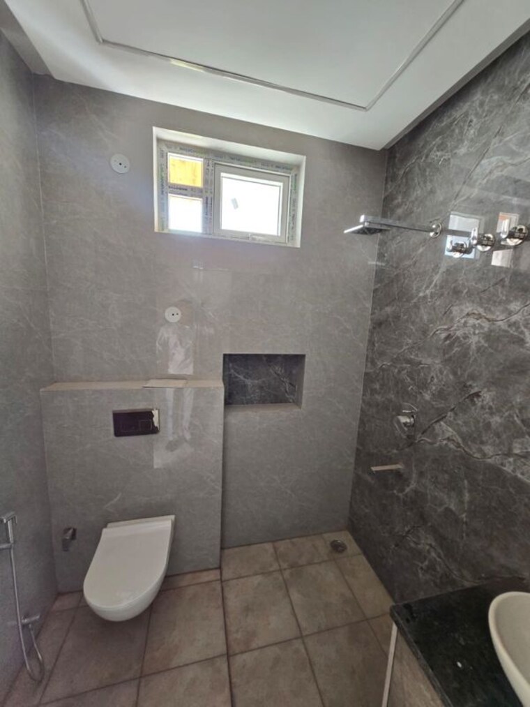 Bathroom, sahastradhara road 3 Bedroom 150 Sq.Yd. Independent House In Sahastradhara Road Dehradun 10777644