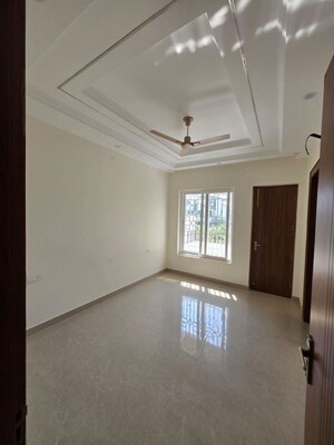 Room in 3 BHK Independent House at Sahastradhara Road – for Sale