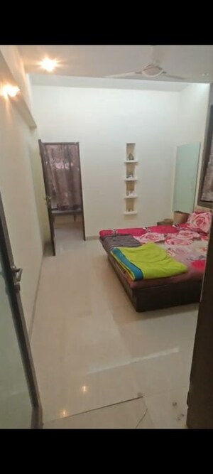 Bedroom in 1 BHK Apartment at Dwarkamai CHS, Matunga West – for Rent