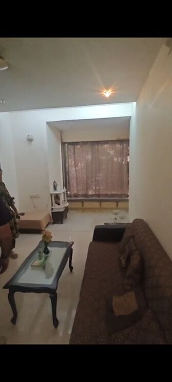 1 BHK +Apartment For Rent in Dwarkamai CHS in Matunga West, Mumbai
