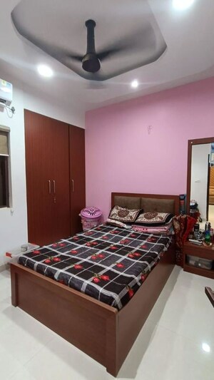Bedroom in 2 BHK Apartment at Kadamba Plateau – for Rent