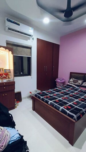 Bedroom in 2 BHK Apartment at Kadamba Plateau – for Rent