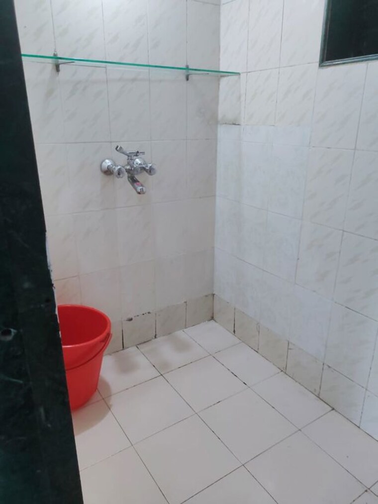 Bathroom, ap-panch-ritu 2 Bedroom 900 Sq.Ft. Apartment In Powai Mumbai 10777731
