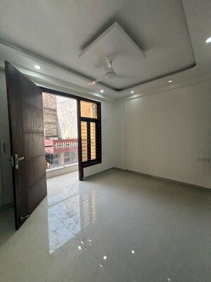 1 BHK Builder Floor For Rent in Chattarpur