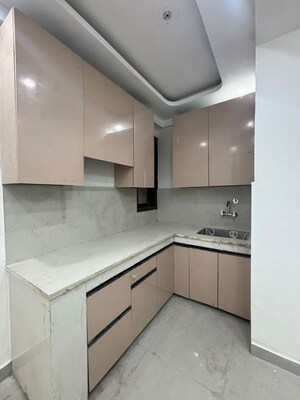 Kitchen in 1 BHK Builder Floor at Chattarpur – for Rent