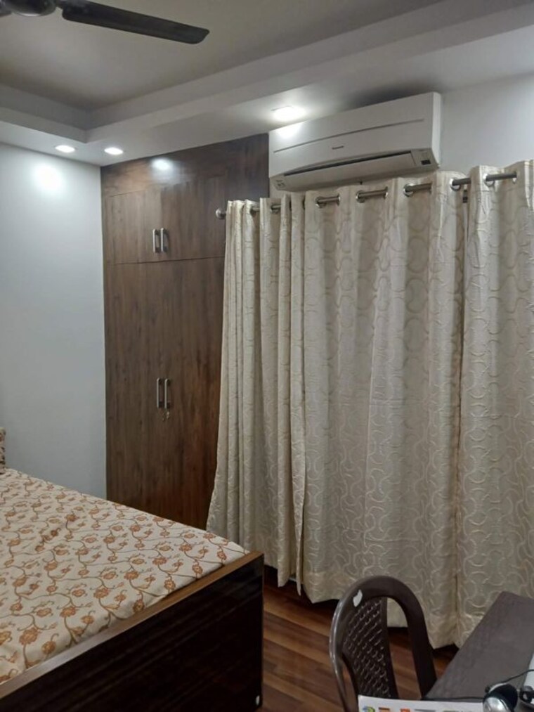 Bedroom, sector 39 6+ Bedroom 309 Sq.Mt. Independent House In Sector 39 Noida 10777759