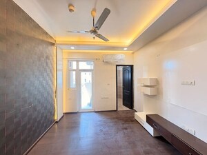 Room in 4 BHK Villa at Mahagun Mirabella, Sector 79 – for Sale