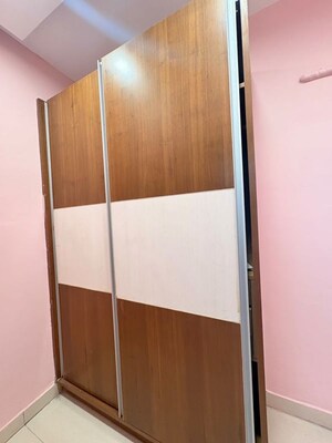Furnished Amenities in 4 BHK Villa at Mahagun Mirabella, Sector 79 – for Sale