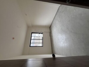 Room in 3 BHK Apartment at Tatvam V Uptown, Ravet – for Rent