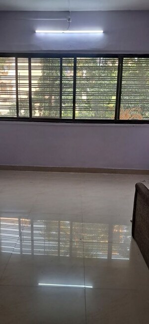 Building Lobby in 1 BHK Apartment at Crystal Plaza Malad, Malad West – for Rent