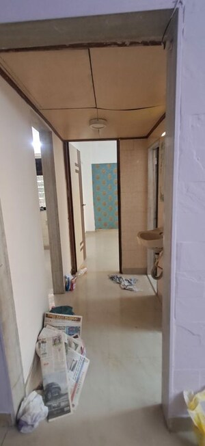 Furnished Amenities in 1 BHK Apartment at Crystal Plaza Malad, Malad West – for Rent