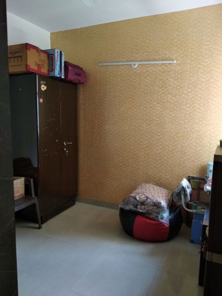 Room, haibatpur 2 Bedroom 1190 Sq.Ft. Apartment In Haibatpur Greater Noida 10777844