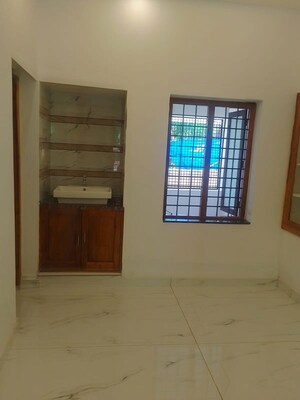 Room in 4 BHK Independent House at Kuttoor – for Sale