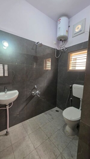 Bathroom in 2 BHK Apartment at Lb Shastri Nagar – for Rent
