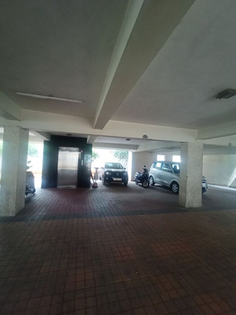 Terrace, sunder-sai-plaza 3 Bedroom 2000 Sq.Ft. Apartment In Banjara Hills Hyderabad 10777950